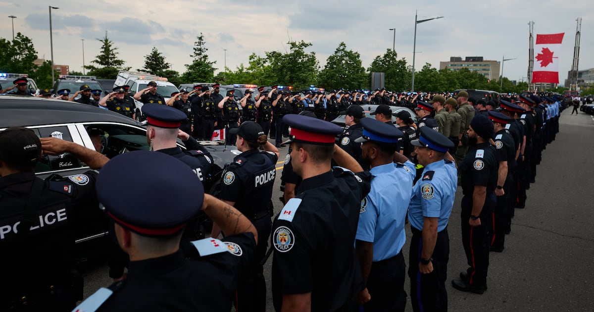 Marc Pinizzotto identified as Toronto police officer shot and killed