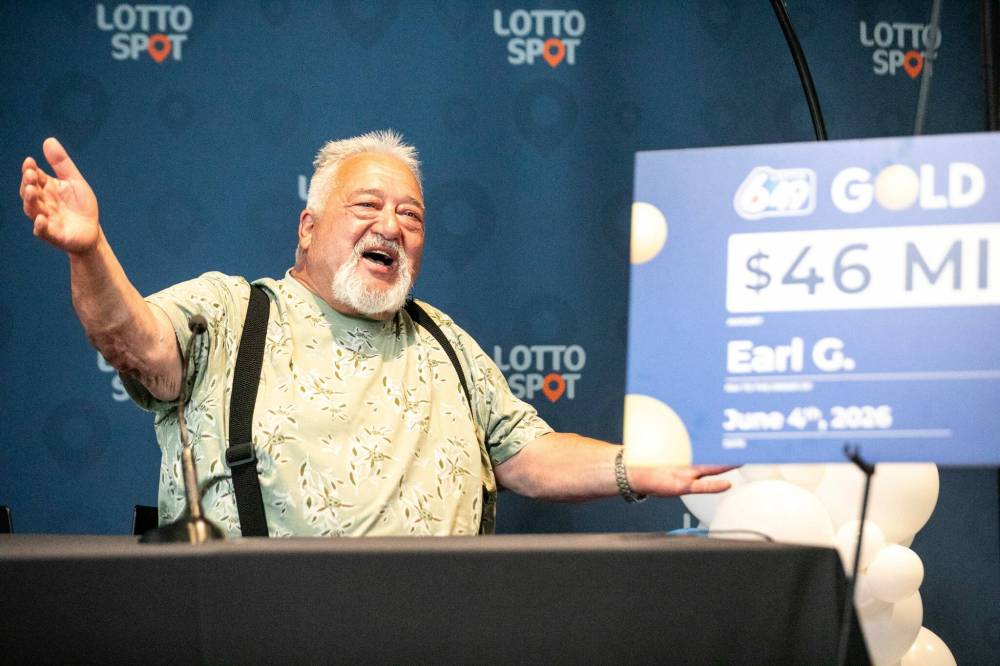 MIKAELA MACKENZIE / FREE PRESS
Giesbrecht became emotional when he recalled how he immediately thought of his children and his grandchildren upon learning he’d won the lottery.