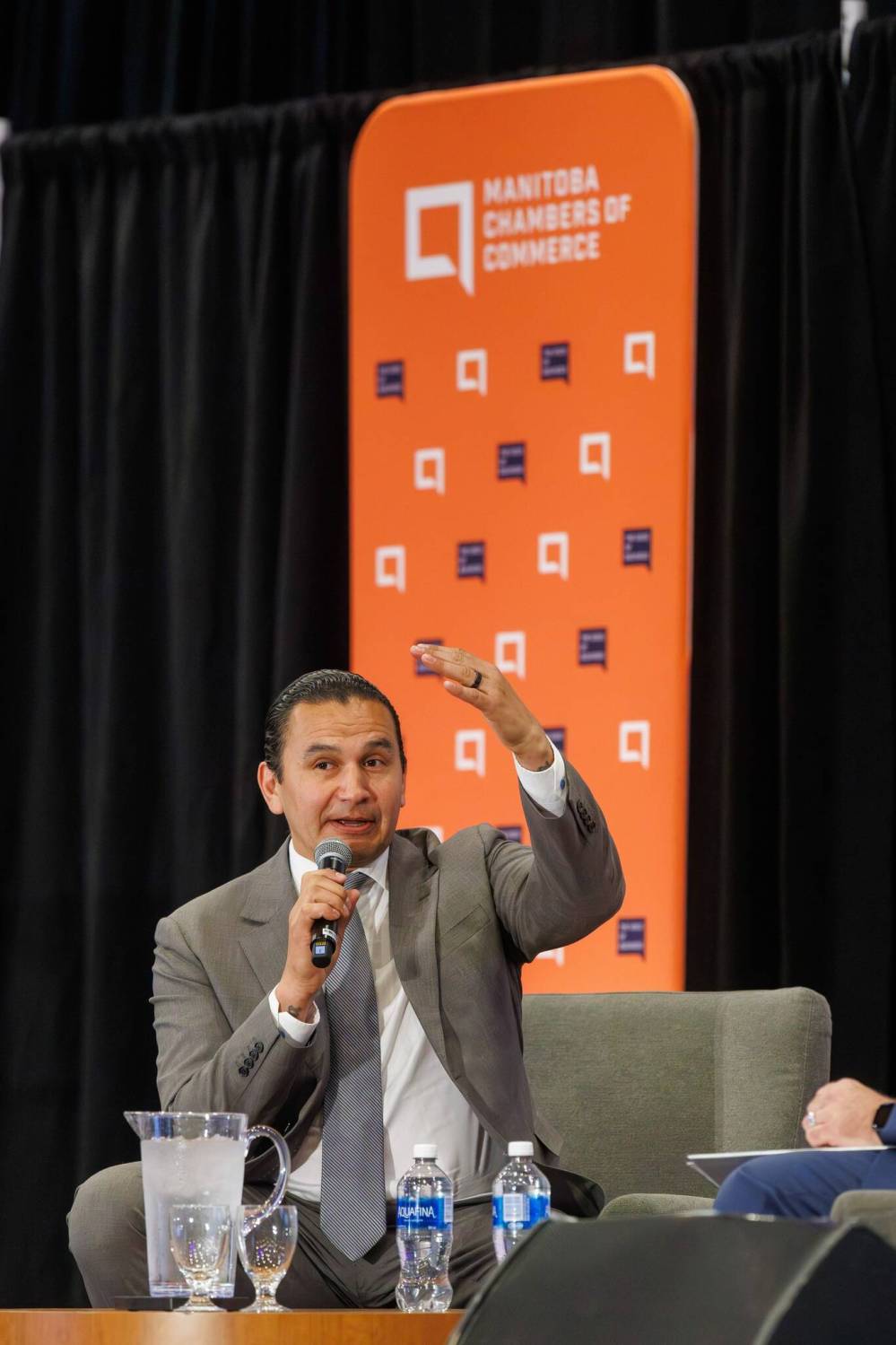 MIKE DEAL / FREE PRESS
Premier Wab Kinew speaks to business leaders at a Manitoba Chambers of Commerce event in Winnipeg, Tuesday.