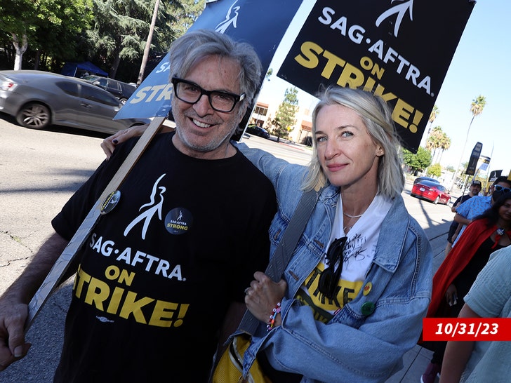 ever and robert carradine together getty