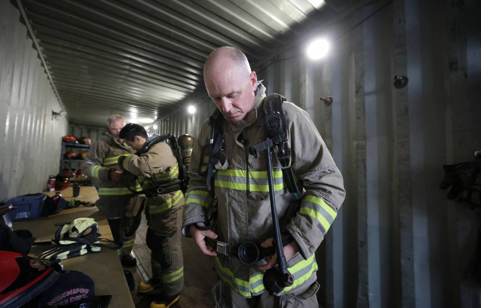 Mayor’s feet to the fire… literally – Winnipeg Free Press
