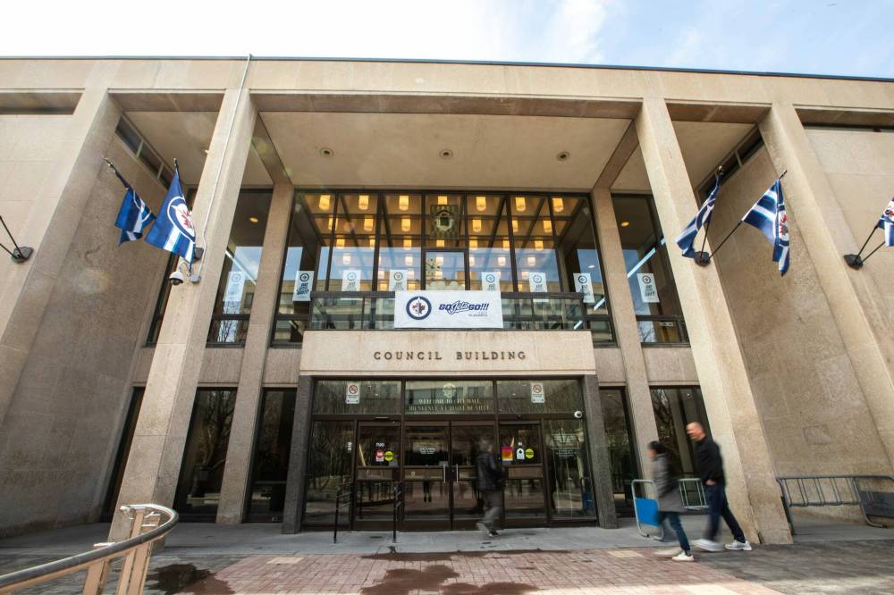 MIKAELA MACKENZIE / FREE PRESS FILES
Results from a Free Press-Probe Research poll on municipal politics show that a significant number of Winnipeggers are unhappy with the people running the city now.