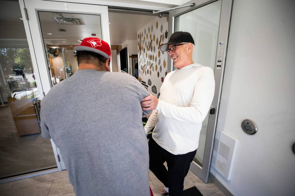 MIKAELA MACKENZIE / FREE PRESS
Scott Oake describes himself as the centre’s ‘mascot.’ But he’s much more than that. He is on site almost daily where he makes sure to get to know every participant personally.