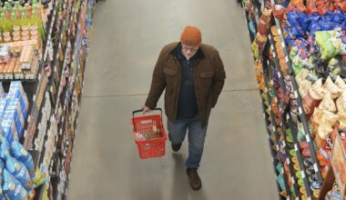 Small grocers embrace Ottawa's national food security strategy