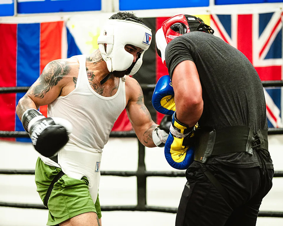 JoJo Diaz is putting in the training and says he'll be ready on June 19. Photo: Alex Acosta, Team JoJo Diaz