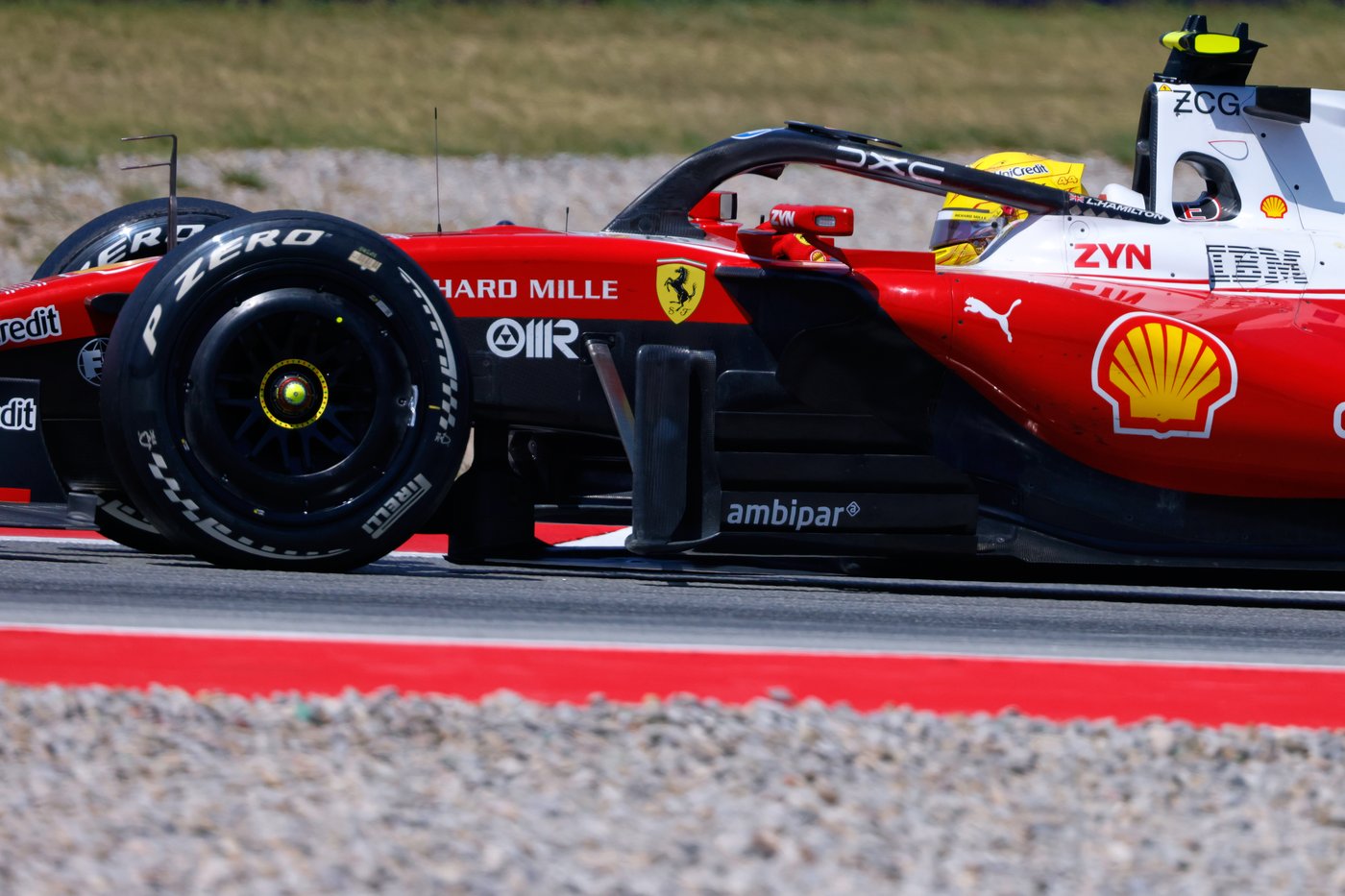 Hamilton celebrates 1st victory with Ferrari after winning Barcelona GP as Antonelli breaks down | iNFOnews.ca