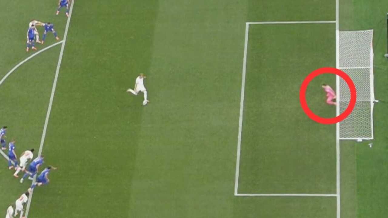 ‘Should be banned!’ Controversy rocks England’s opener; late winner sparks epic scenes: World Cup Wrap