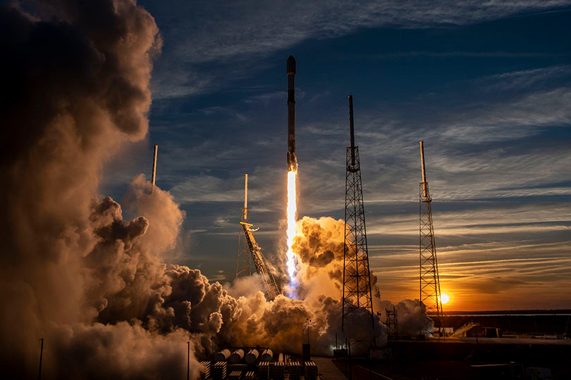 A SpaceX rocket carrying Starlink satellites launches on Feb. 28, 2023. Credit: SpaceX
