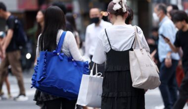 Tokyo inflation picks up, keeping BOJ on track for further hike