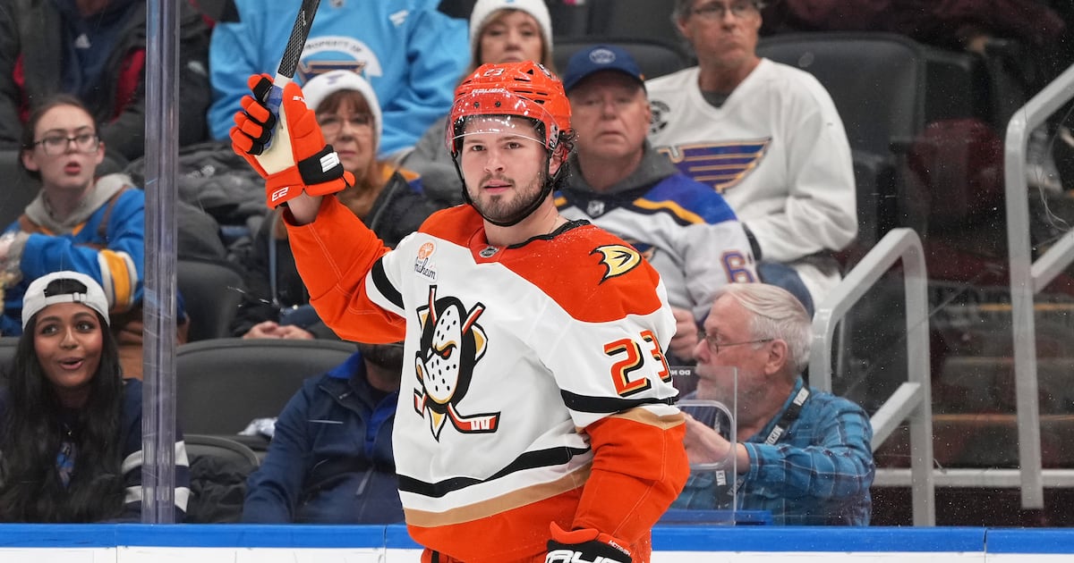 Anaheim Ducks weighing offers from two teams on McTavish, including New York Rangers