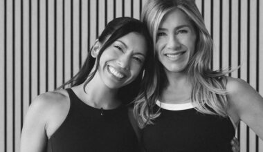 Jennifer Aniston's trainer shares the quick 10-minute core routine she recommends for stronger abs