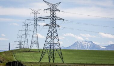 Canadian power prices fell for most provinces in recent years, C.D. Howe study finds