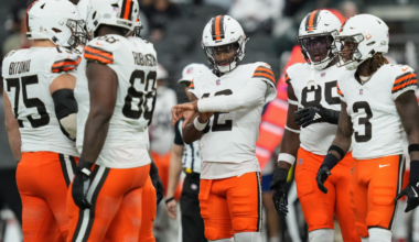 Is Deshaun Watson's time up? Shedeur Sanders erases the lead to take over the Browns' QB1 race