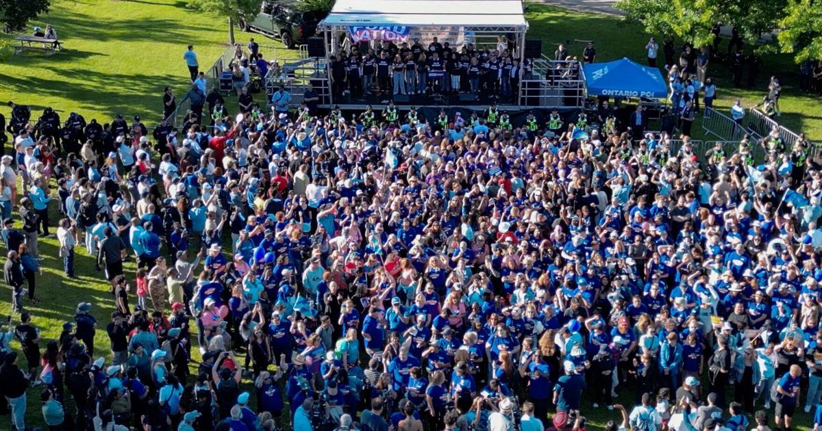 Doug Ford’s office offers explanation about edited Ford Fest photo. Experts say they are skeptical - Toronto Star