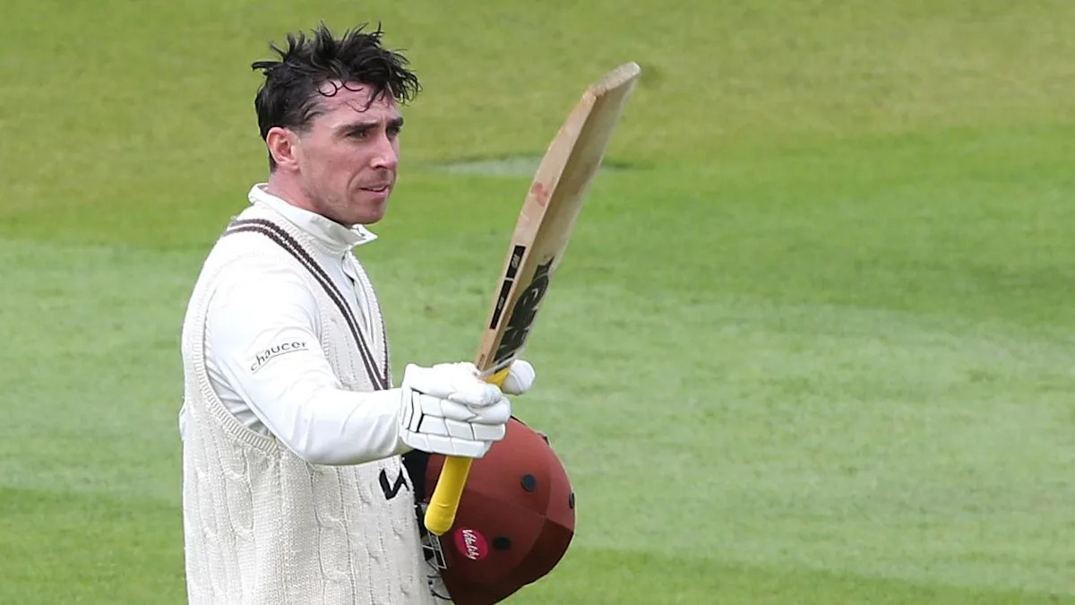 Lawrence hits double ton as Surrey dominate Hants