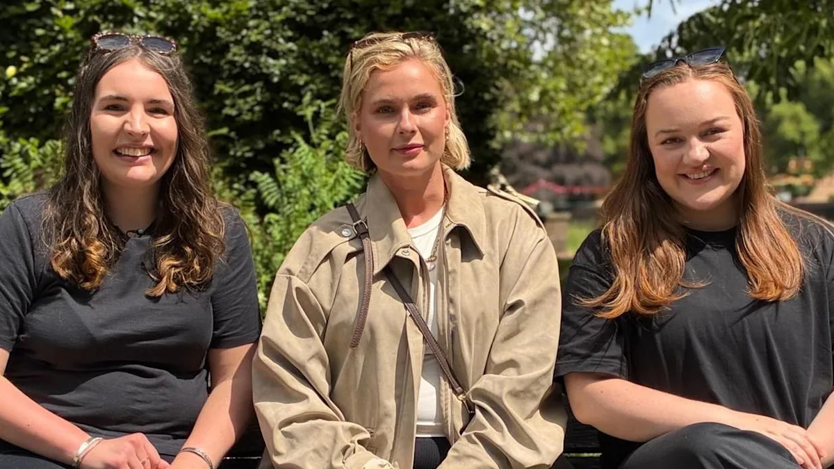 'I thought I was just hungover' - the women who suffered strokes in their 20s and became friends