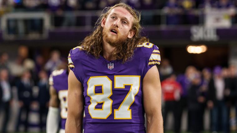 Vikings' $66 million playmaker listed among worst contracts in NFL for 2026