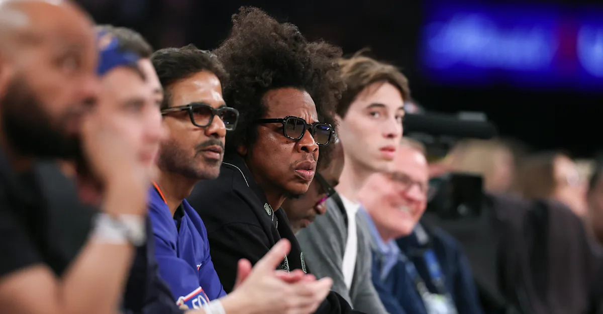 Dylan Harper hilariously described how he handled seeing Jay-Z before NBA Finals Game 3