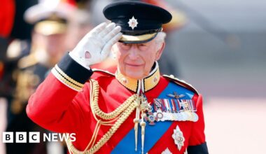 King Charles reveals he paid £12.9m in tax for 2024-25 - BBC