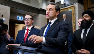 Poilievre accuses Carney of ducking questions about Canada's sluggish economy