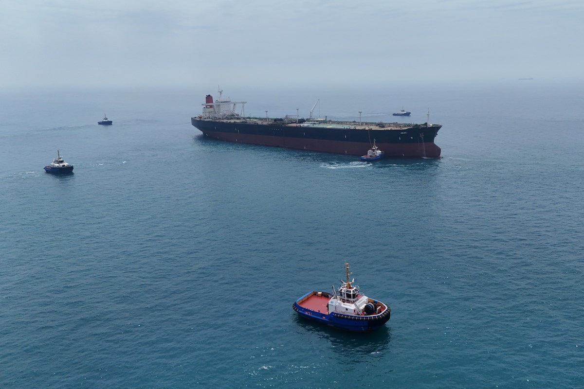 Oil stockpiles could drop to multi-decade lows, U.S. EIA warns