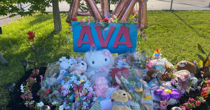 Montreal vigil honours 3-year-old killed in LaSalle bouncy castle accident - Montreal
