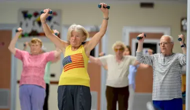 8 Daily Habits That May Help You Live to 100 Years