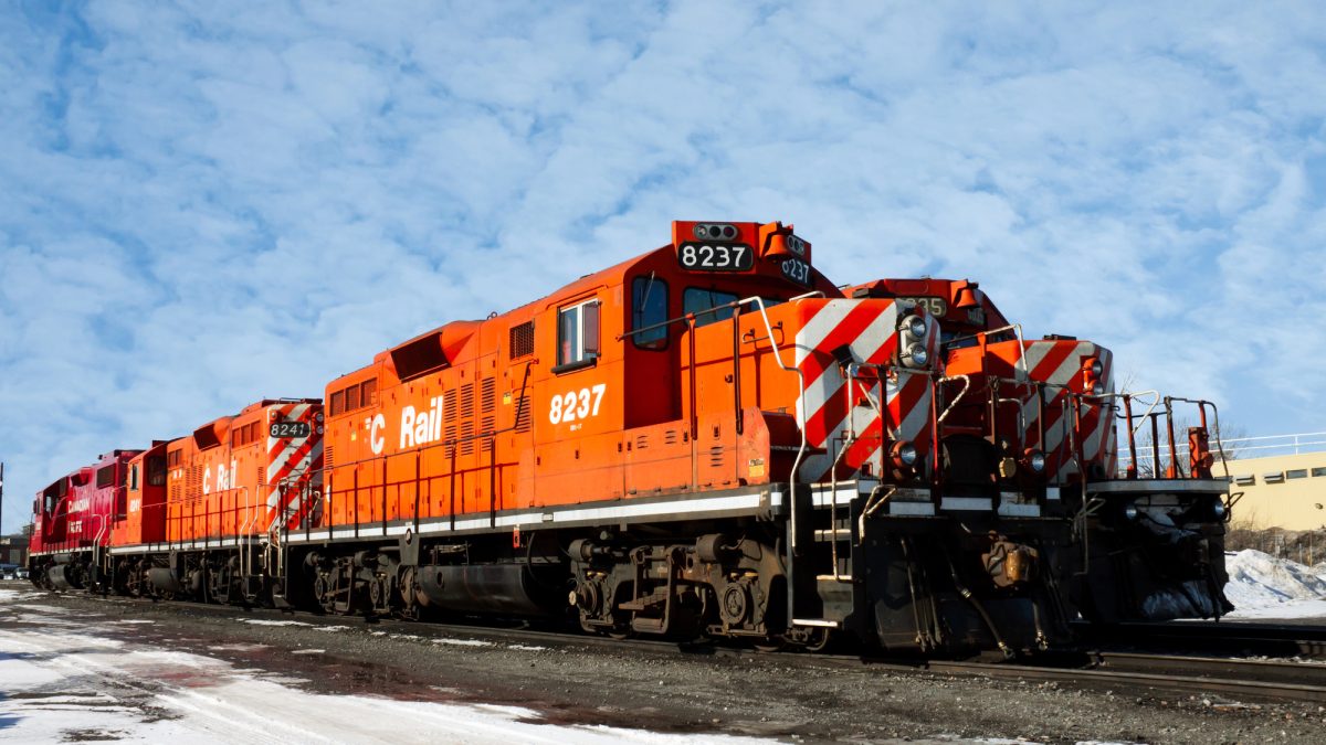 Province advances plans for high-speed rail between Edmonton and Calgary | play 103.7