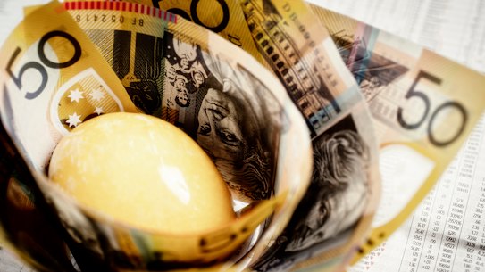 Superannuation platforms have boomed, but ASIC says the sector needs to improve its oversight.
