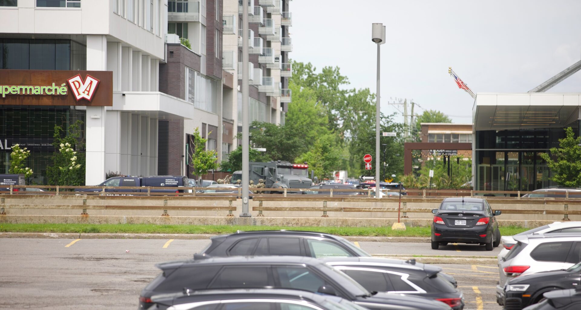 A civilian, a police officer and a suspect are dead following shootings in Côte-des-Neiges on Monday. People in the Côte-des-Neiges area were advised to shelter indoors because of an "armed and dangerous suspect" in the neighbourhood. Evan Buhler/Montreal Gazette