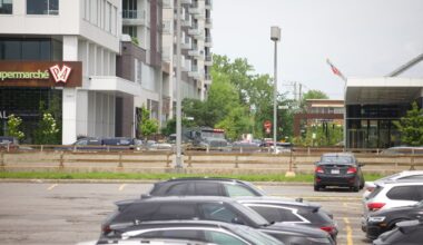 A civilian, a police officer and a suspect are dead following shootings in Côte-des-Neiges on Monday. People in the Côte-des-Neiges area were advised to shelter indoors because of an "armed and dangerous suspect" in the neighbourhood. Evan Buhler/Montreal Gazette
