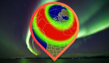 image showing an aurora viewline image of the US and in the background is a stunning aurora photo with ribbons of green light lighting up the sky.