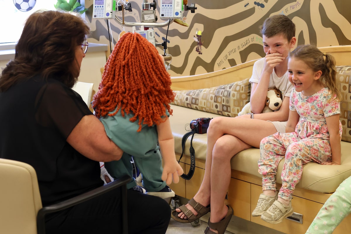 How a ventriloquist and her puppets spread joy in London Children’s Hospital