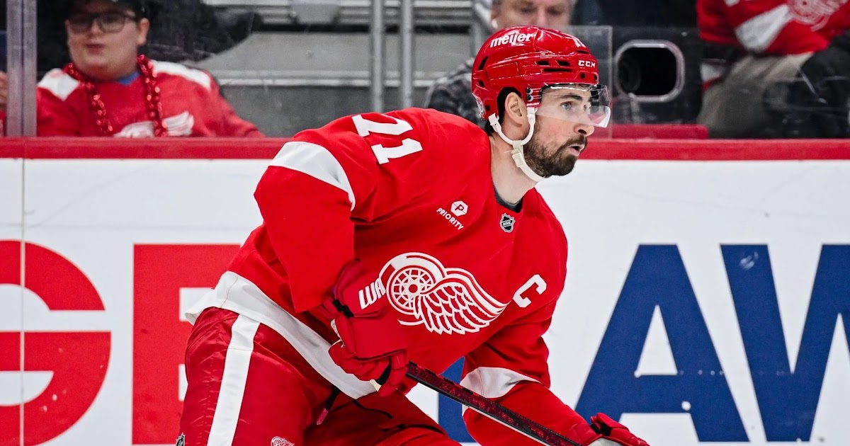 Report: Dylan Larkin Requests Trade to Dallas Stars