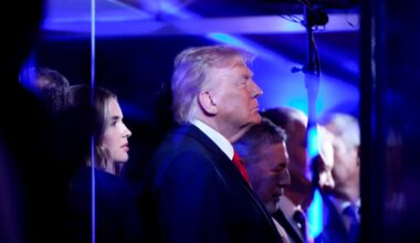 Trump courts boos at historic New York NBA Finals appearance | Donald Trump News