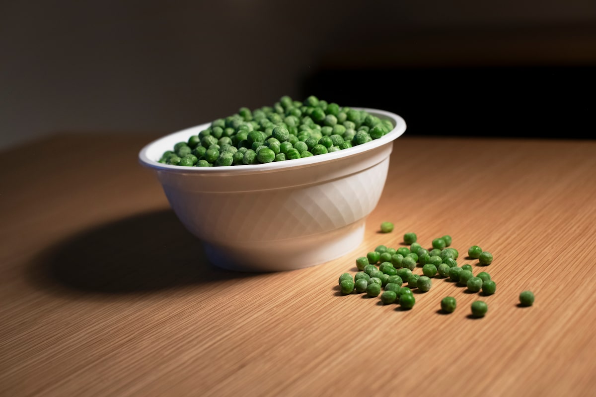 Ottawa imposes 10% surtax on some imports of canned vegetables