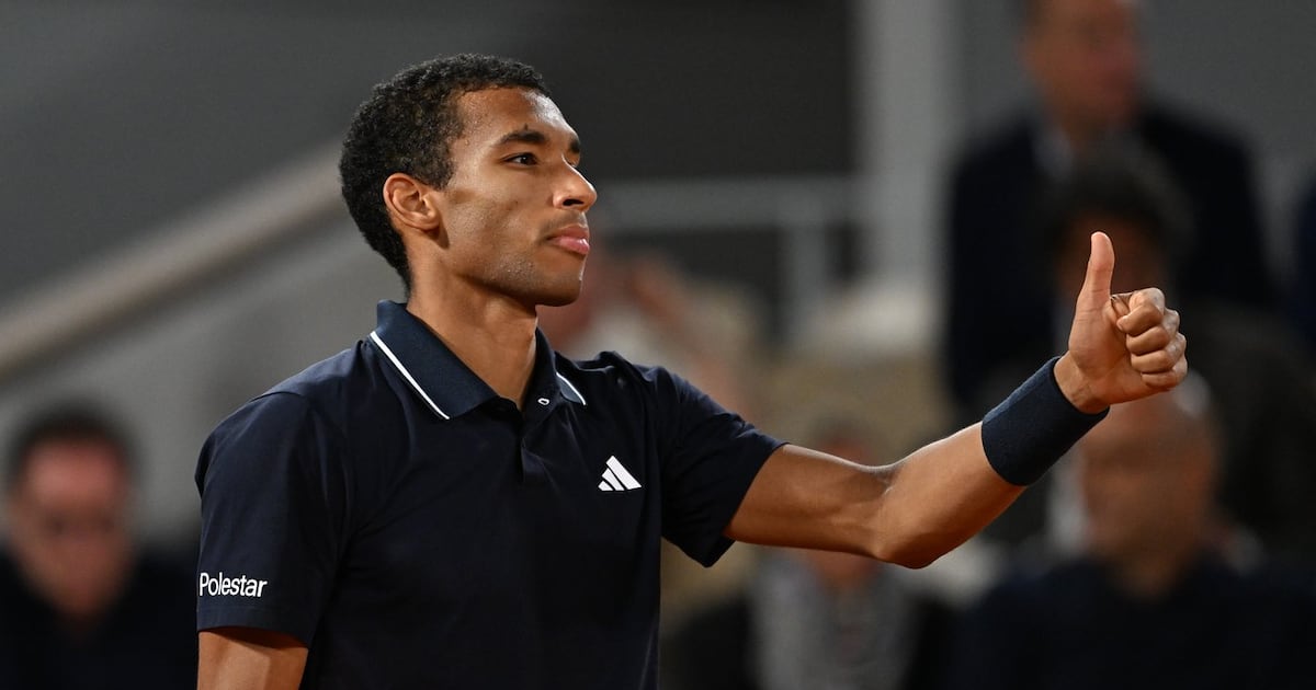 Auger-Aliassime overcomes tough test against Tien, reaches Halle quarterfinals