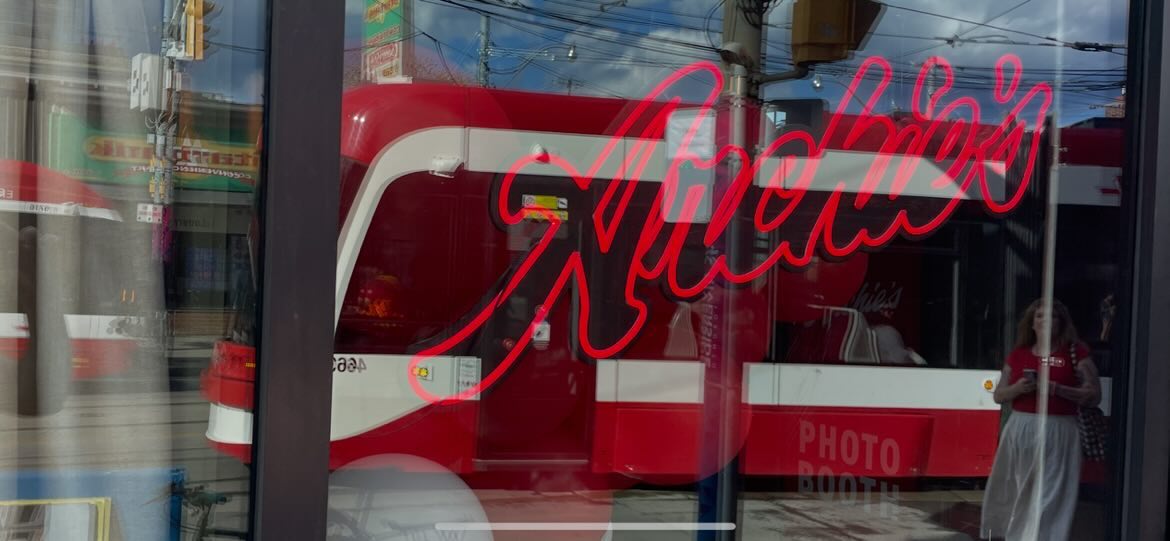 100-year-old hotel in Toronto opens retro lounge space