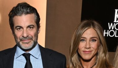 Are Jennifer Aniston & Jim Curtis Getting Married?
