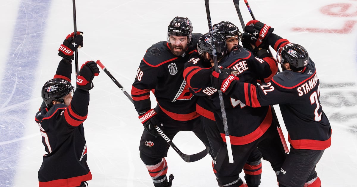 Seth Jarvis scores OT winner as Carolina Hurricanes even series with Game 2 win over Golden Knights