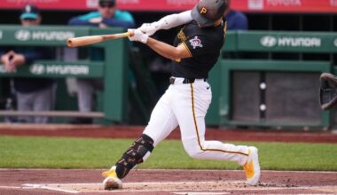 Brandon Lowe, Henry Davis each homer to lead Pittsburgh Pirates over Seattle Mariners