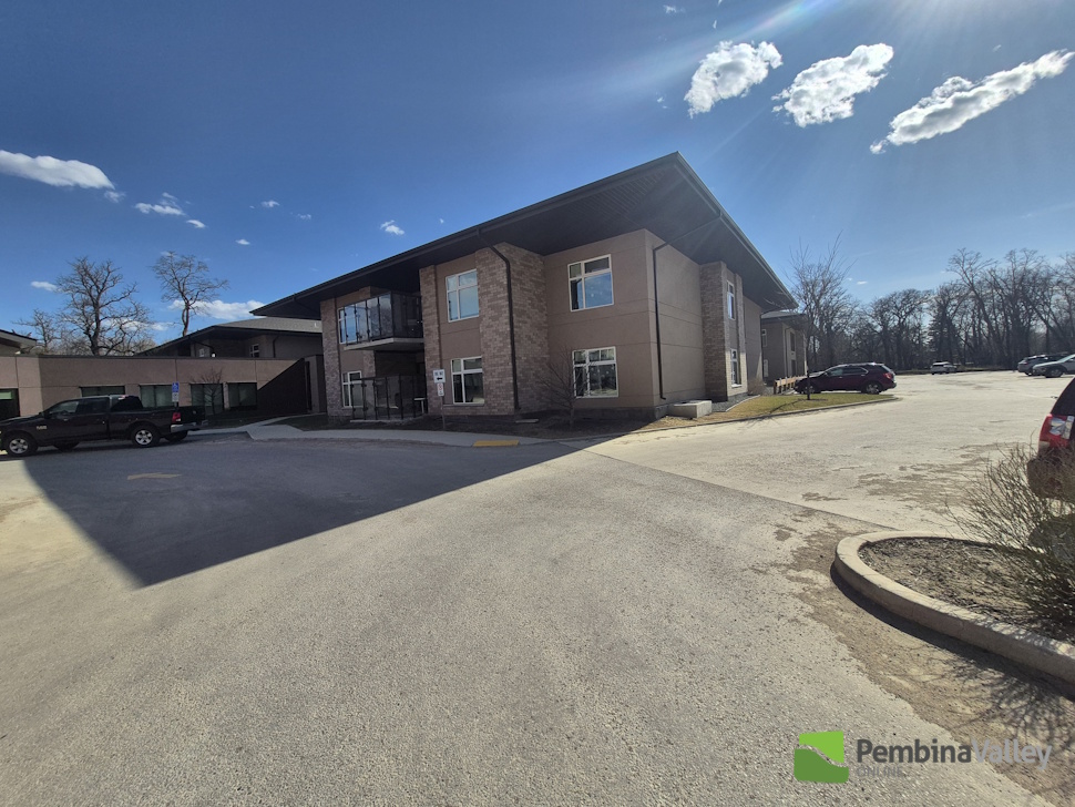 Boyne Lodge PCH readying for new scanner, thanks to Carman Area Foundation - PembinaValleyOnline.com