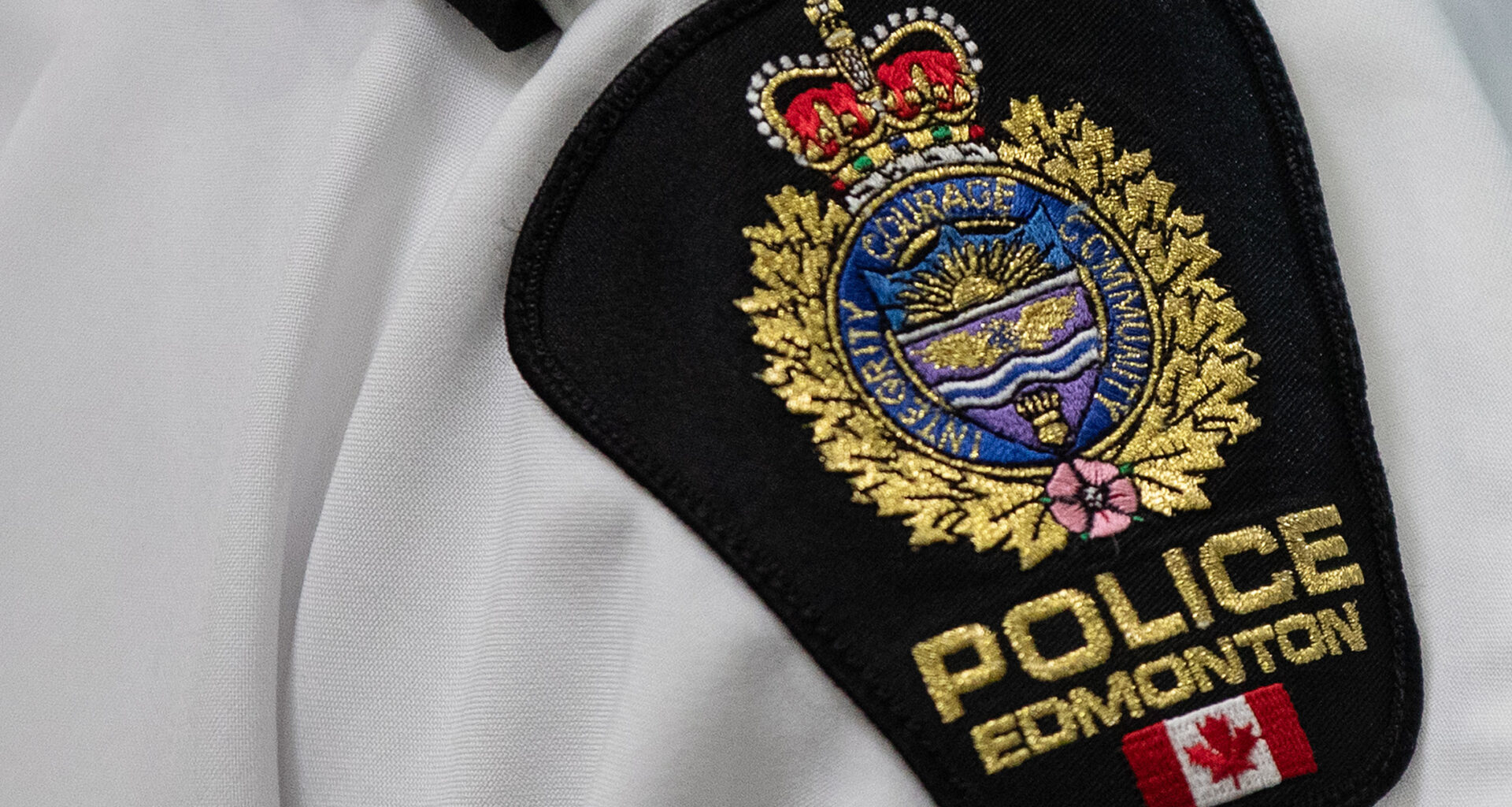Edmonton police fatally shoot armed man during confrontation: ASIRT investigating