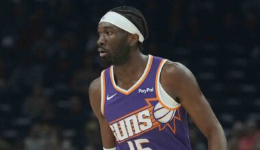 AP Source: Suns bringing Mark Williams back on $38 million, 3-year deal