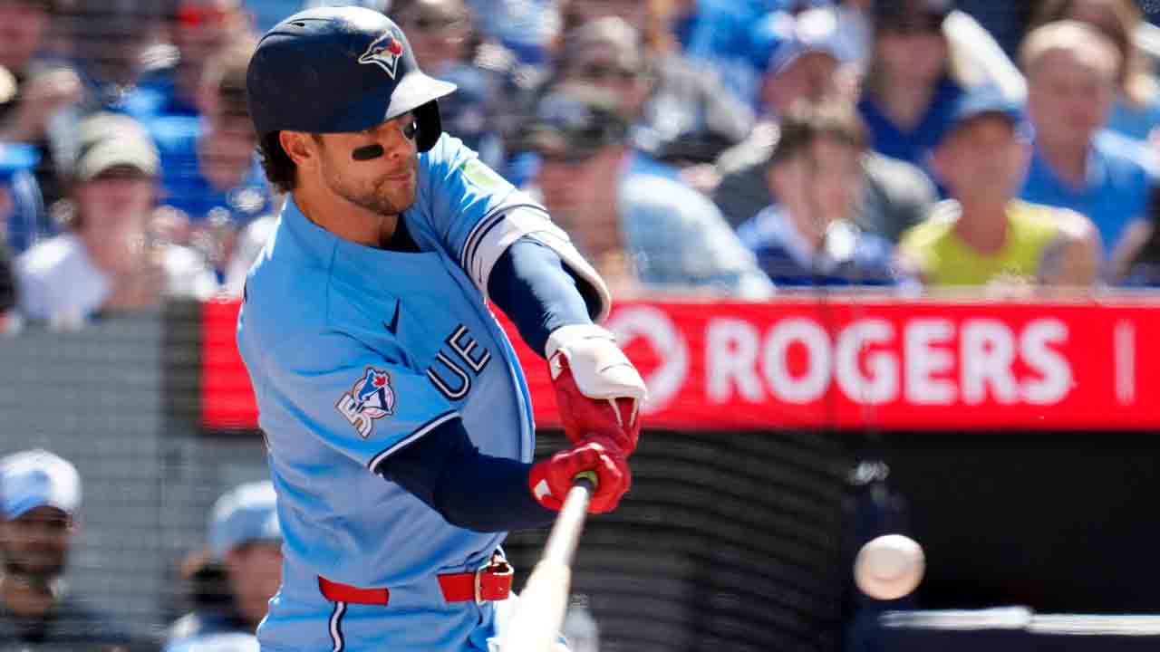 Clement's big day powers Blue Jays to bounce-back win over Orioles