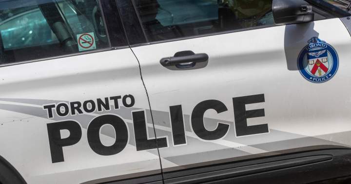 Toronto drug squad officer sentenced to 4 years in prison after pleading guilty to drug charges - Toronto