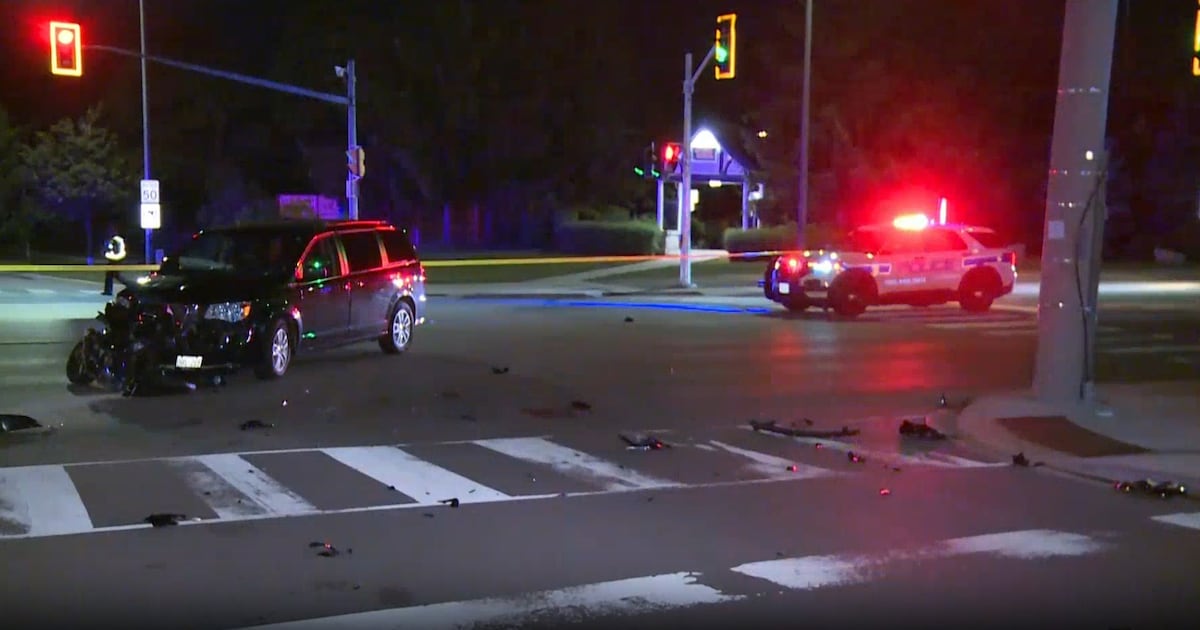 Mississauga crash: Motorcyclist injured