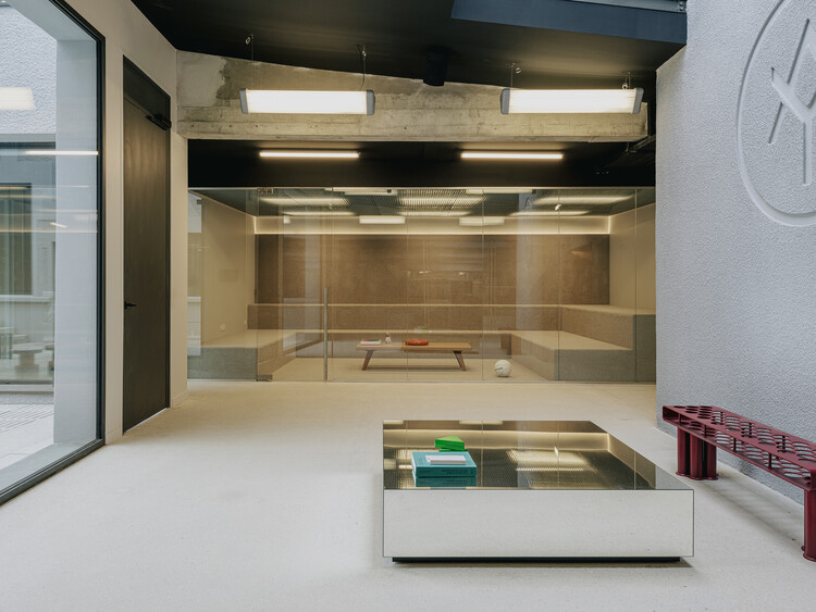 Yard House / Exbrayat Enrico architectes - Interior Photography, Kitchen, Concrete