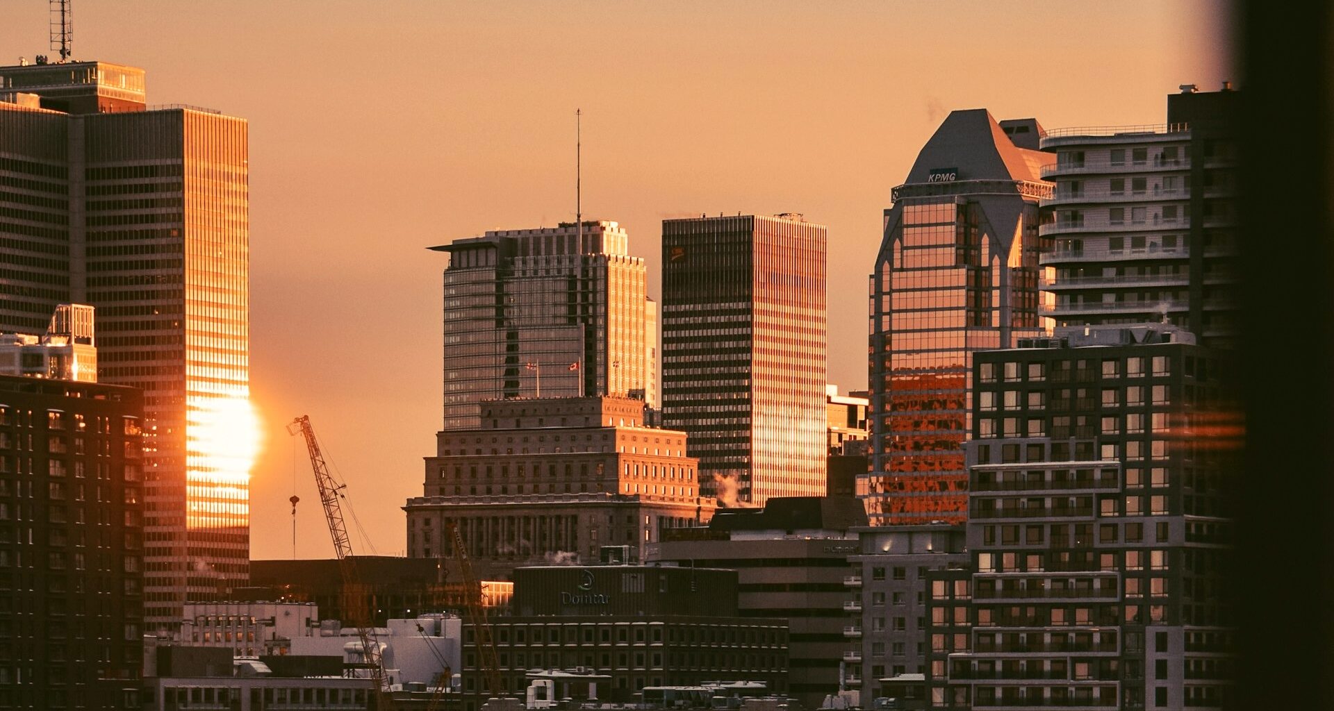 Canada’s Population Drops 230k, Temporary Resident Target Slips