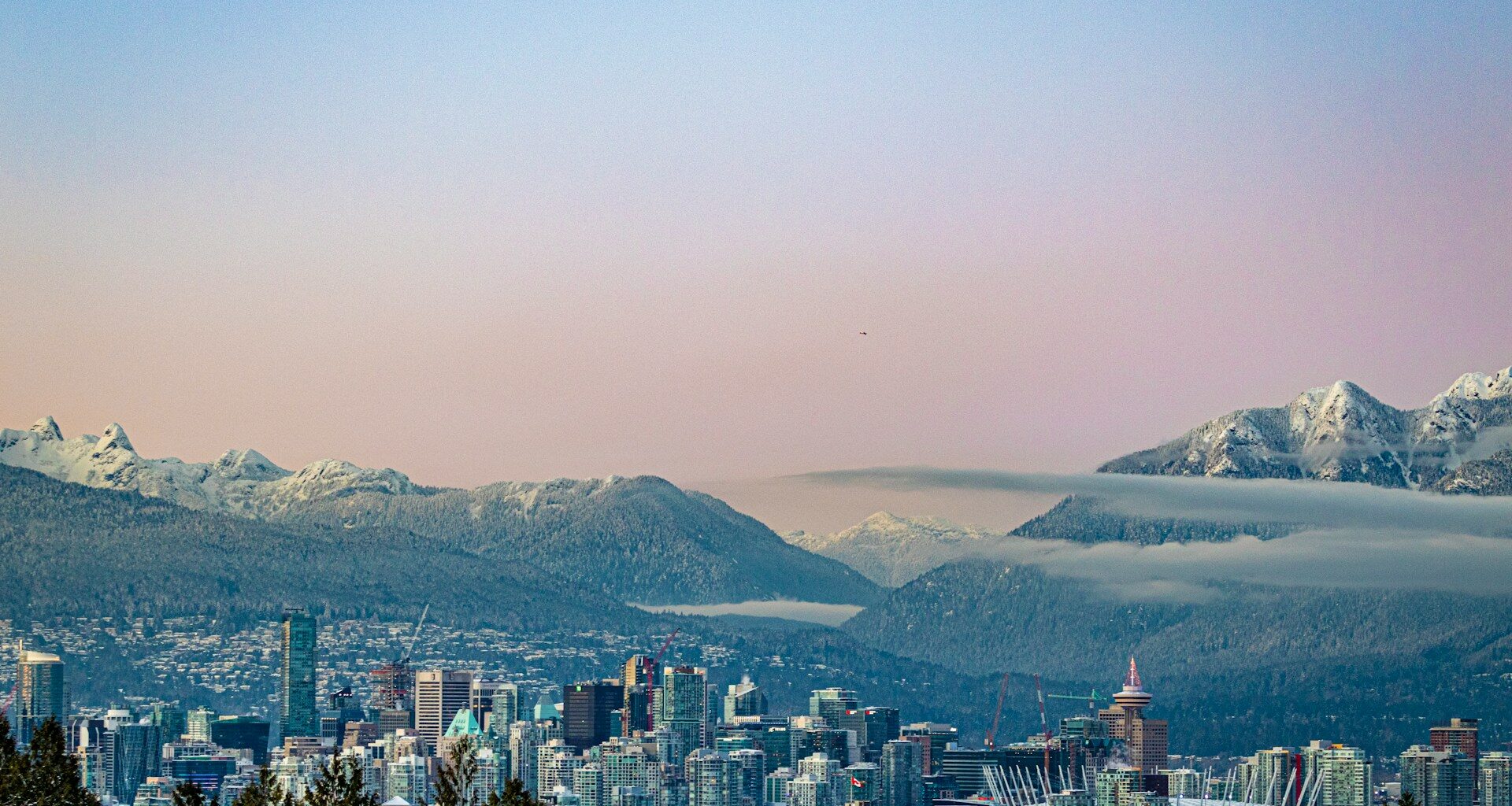 Canadian Household Wealth Climbs, Housing Boosts Net Worth Again